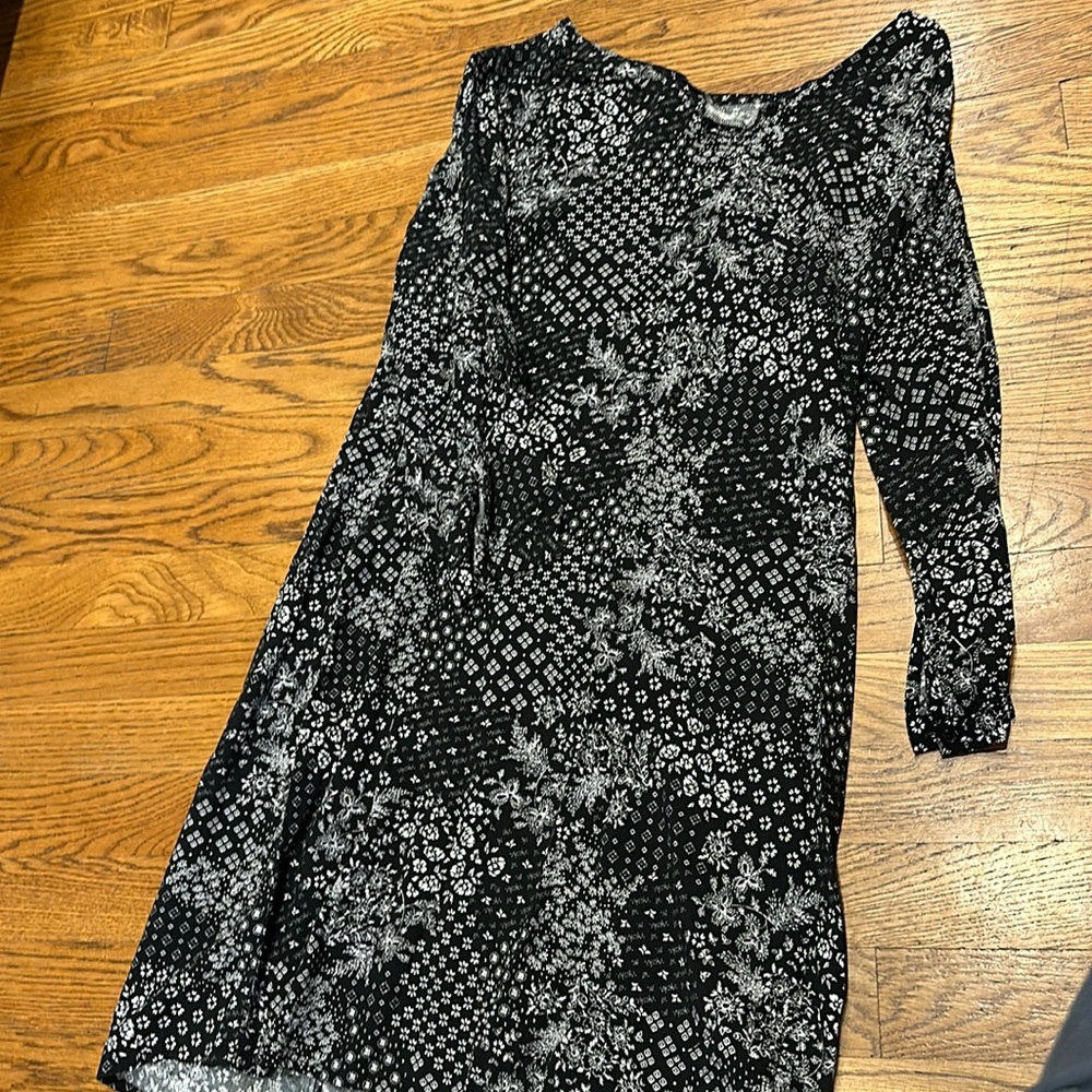 Small floral, black-and-white dress